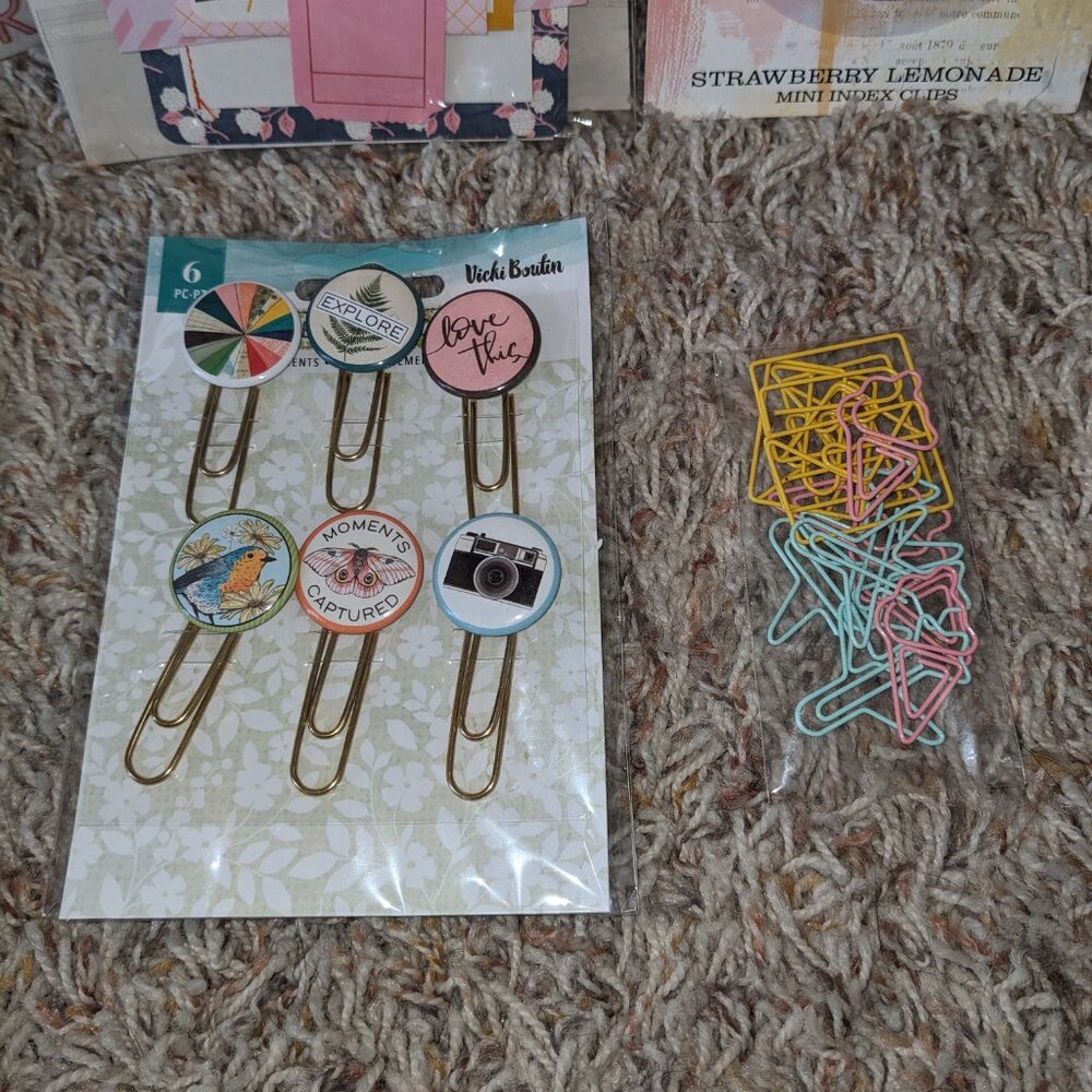 Scrapbooking Bundle - Travel NWT - Picture 8 of 12